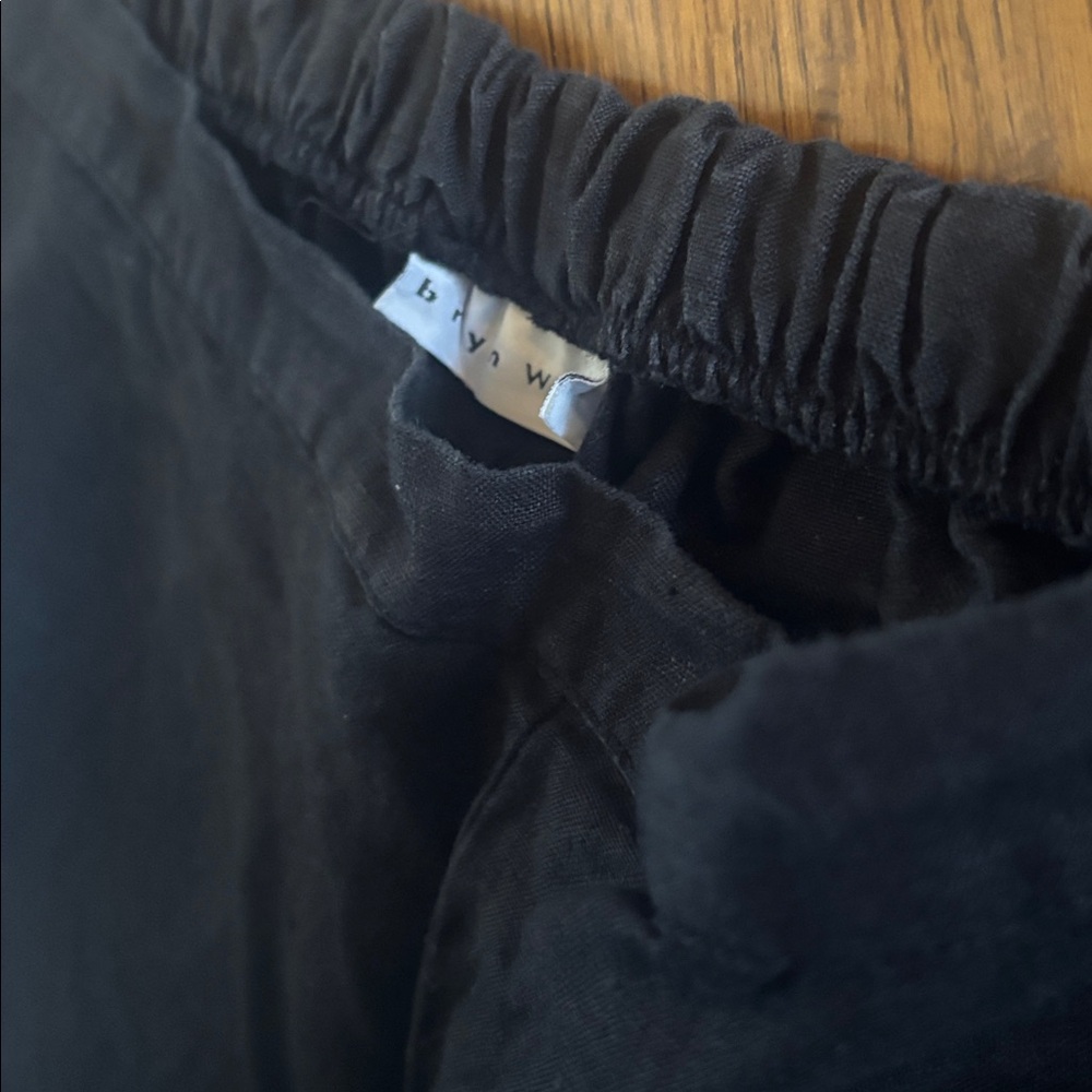 Wide-Leg 💯 % Linen Black Pants - Picture 4 of 4